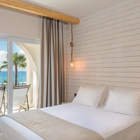 Gloria Maris Hotel Suites And Villas-2